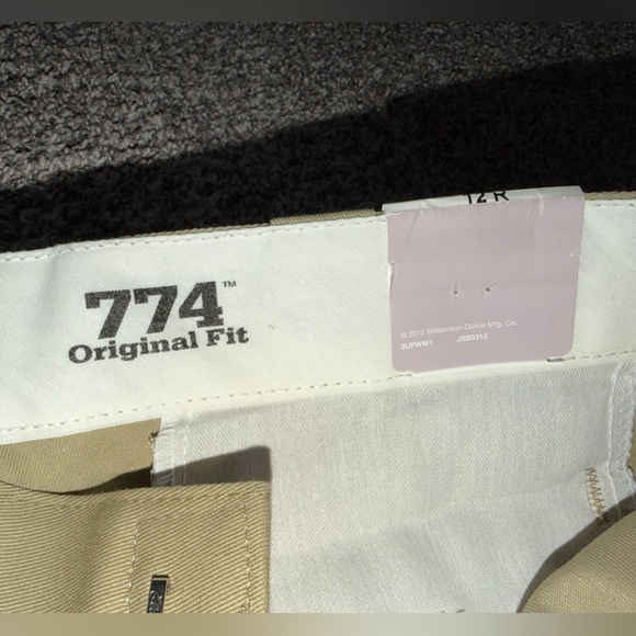 Dickies Men's Khaki Chinos - Picture 5 of 6